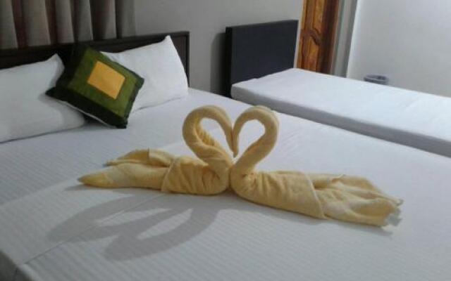 Trinco Hemach Beach Hotel