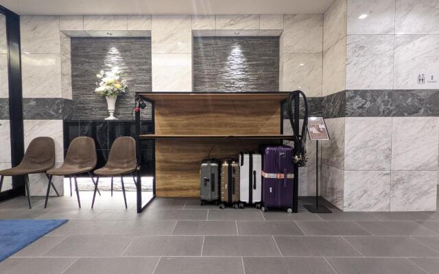 Eslead Hotel  Namba Daikokucho