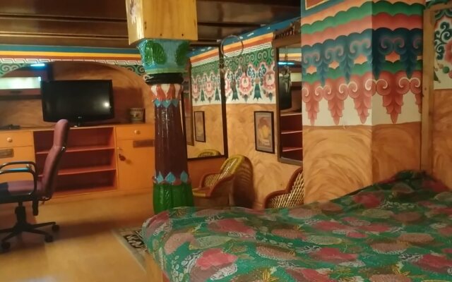 Domas Inn