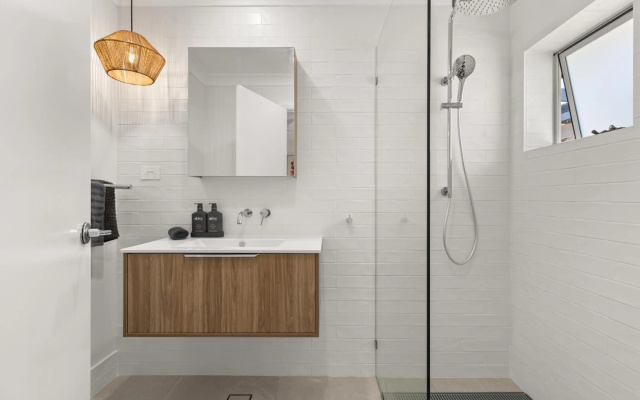 On Point – Bathroom – Vincentia