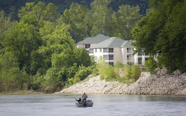 The Suites at Fall Creek