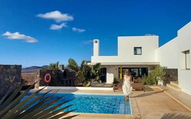 Sand Volcano Villa 2