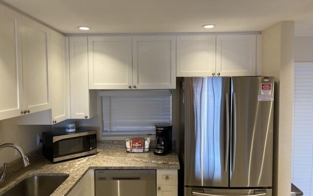 Bay Oaks by Beachside Management