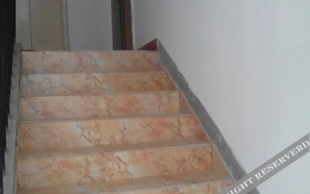 Wanjia Garden Business Apartment (Wuhan Fozuling Metro Station)