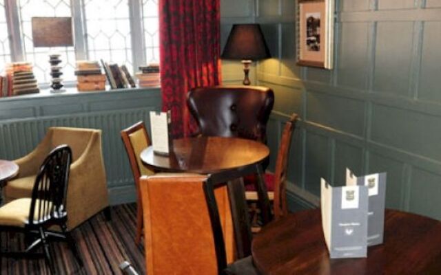 Ye Olde Crowne