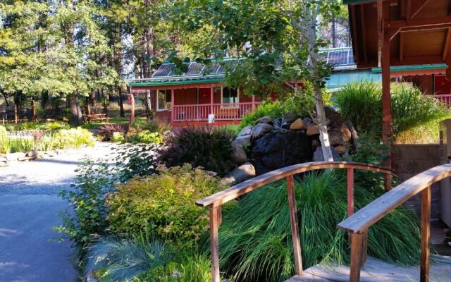Yosemite Riverside Inn
