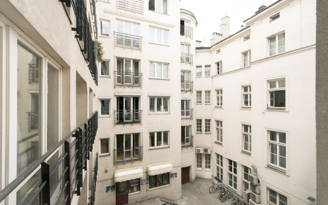 Spacious apartment in Old Town p4you pl