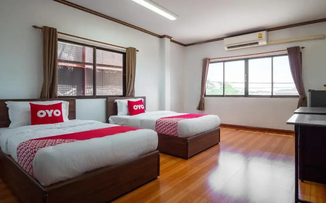 OYO 836 PK Residence