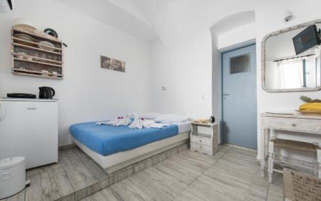 Maryloujohn Villas Oia