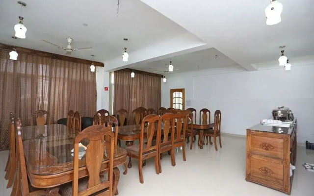 OYO 4759 Nishat Hill Resort