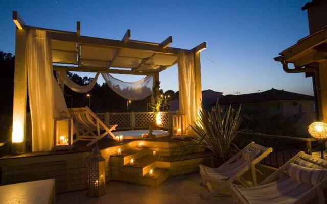 Nikoleta Luxury Villa
