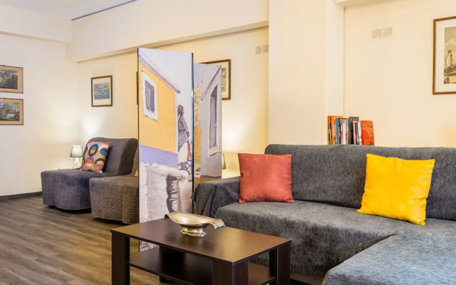Exceptionally located apartment in Plaka