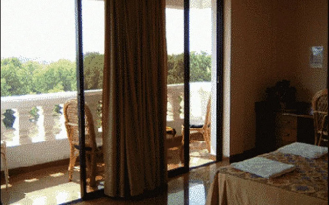 Mobor Beach Resort