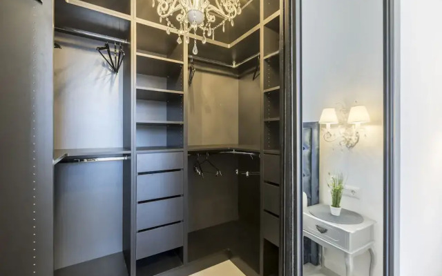 Carmen - 2 Bedroom Apartment - Downtown