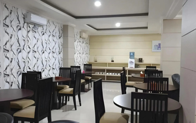 Raja Residence