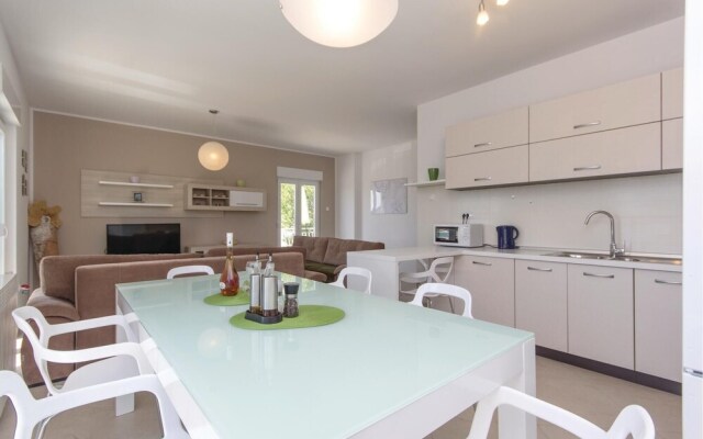 Beautiful Home in Medulin With Wifi and 3 Bedrooms