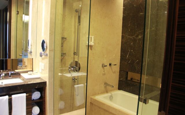 Xingyi International Hotel Poly Store