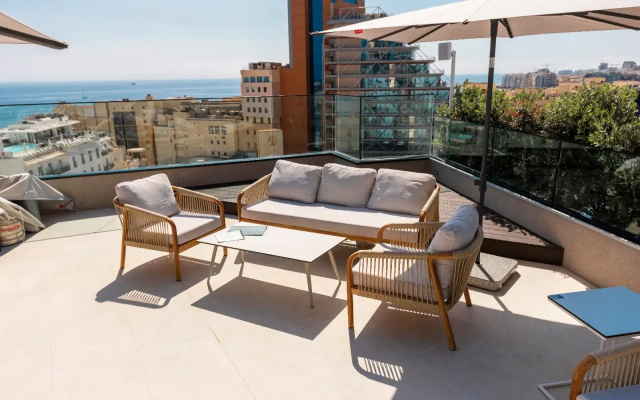 Empire Studio Apartments
