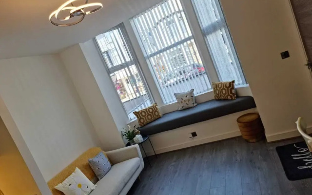 Sundown Holiday Apartment by Sasco