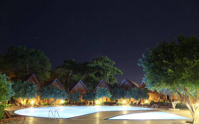 Woodline Hotel