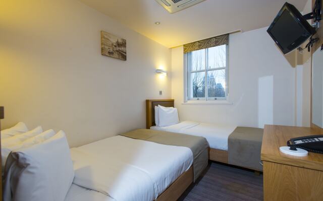 Eden Plaza Kensington Hotel