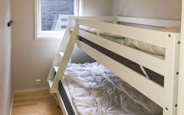 Beautiful Home in Lindesnes With 5 Bedrooms