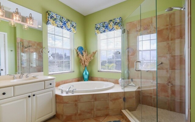 Sunkissed 3 Bedroom Townhouse by RedAwning