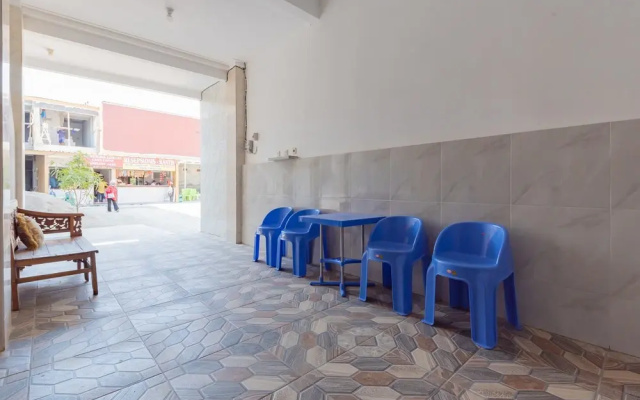 Urbanview Aurel House Cirebon