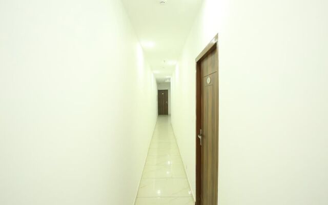 Oyo 35930 Tricity Hotel Premia