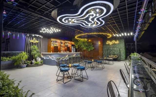 Diamond Luxury Hotel