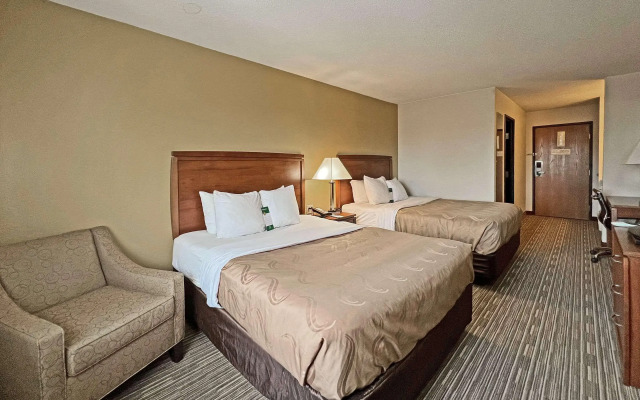 Quality Inn Mitchell I-90