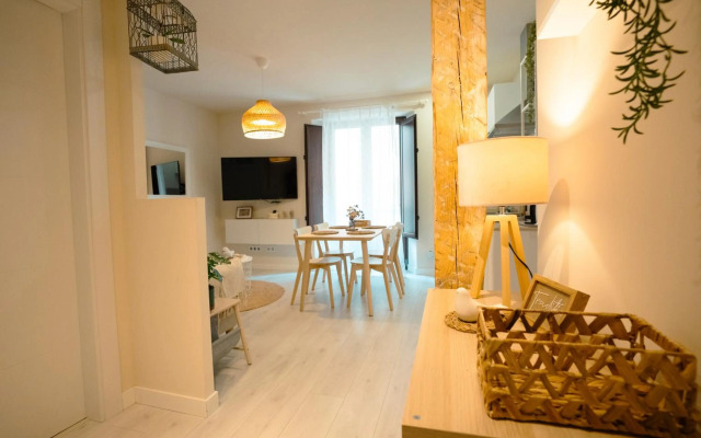 BURGO DE OSMA UXAMA LUXURY APARTMENTS sl