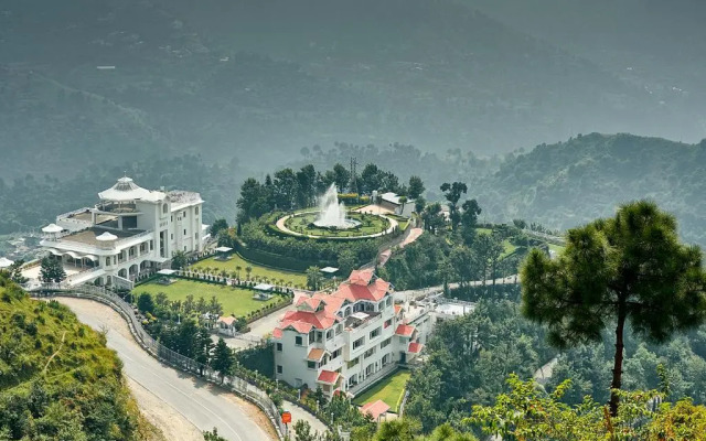 Club Mahindra Kandaghat Resort