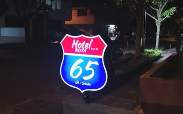 Hotel Ruta 65