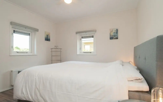 Comfortable House With a Private Jetty, in Lemmer