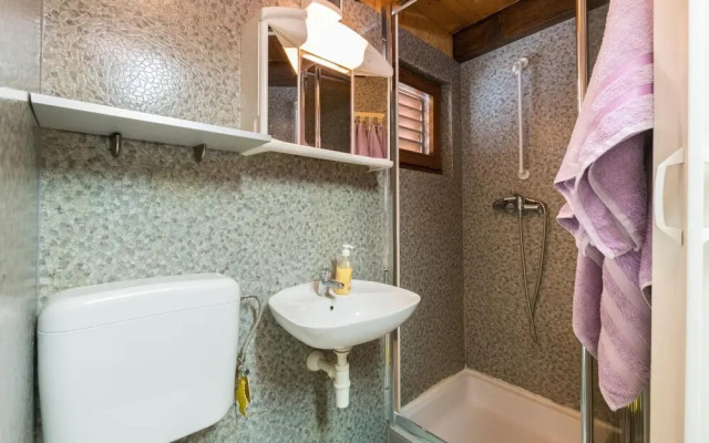 Beautiful Apartment in Premantura With 1 Bedrooms and Wifi