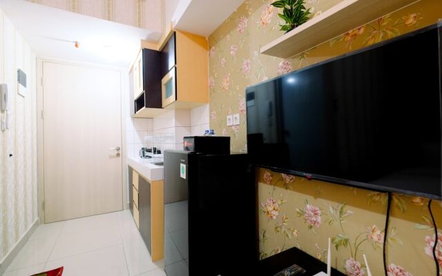 Comfy Studio Apartment at Springlake Summarecon Bekasi
