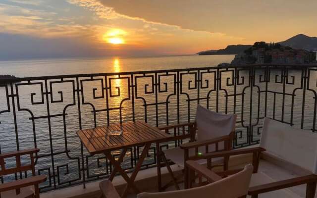 Sveti Stefan Beach Apartment