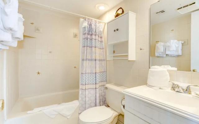 Private 3BR's at Palms by Hosteeva