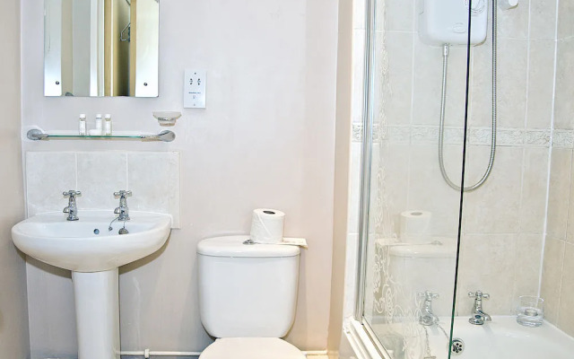 Base Serviced Apartments - Duke Street