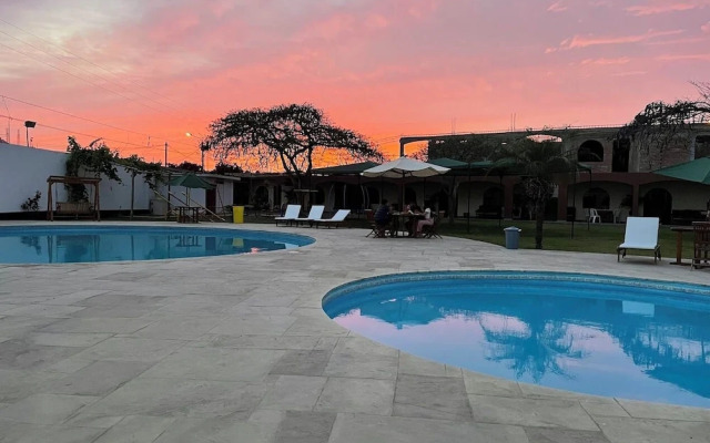 Hospedaje El Cascabel