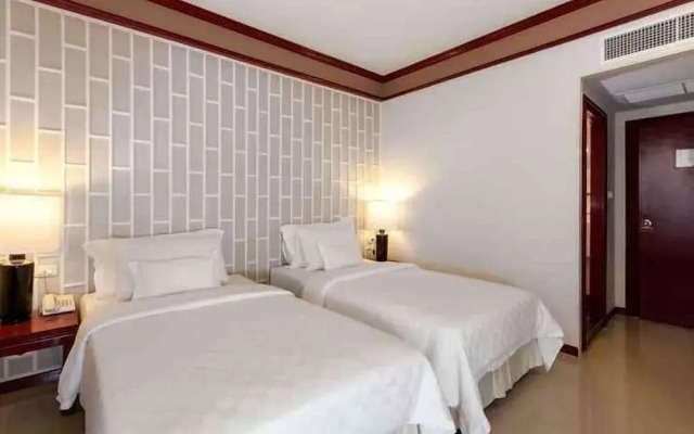 The Top Patong Resort