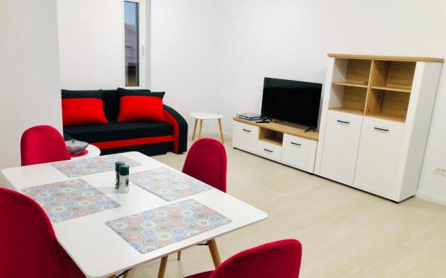 New and modern apartments in villa, near City Center M36