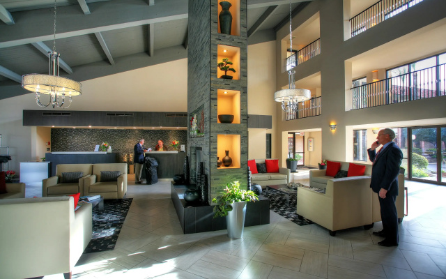 DoubleTree Suites by Hilton Tucson Airport