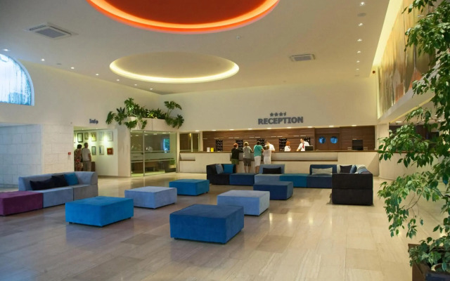 Slovenska Plaža Resort