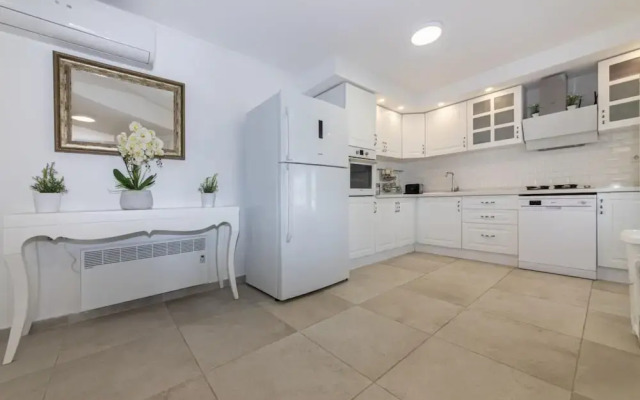 Amazing Duplex House With Sea View in Bodrum