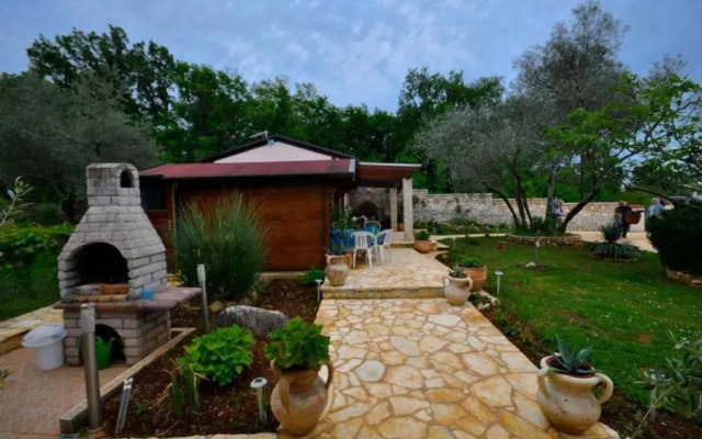 Holiday Home T