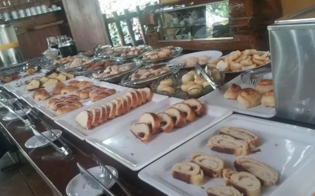 Silvestre Park Hotel Eco Resort