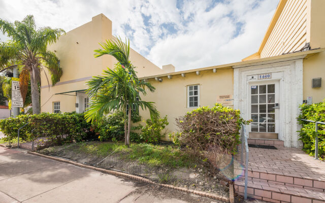 Hispaniola Apartments Part of the Oasis Casita Collection