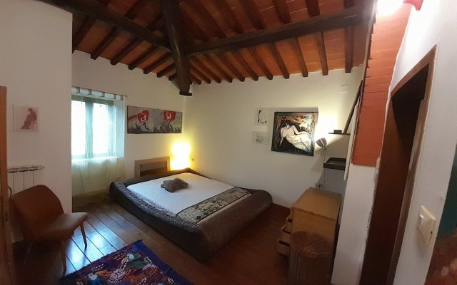 Remarkable 1-bed House in Pieve A Presciano